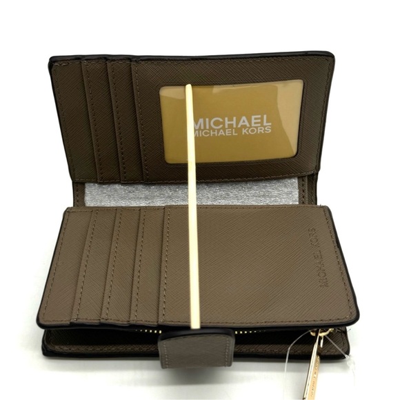 Michael Kors Medium Bifold Zip Chain Wallet Dusk - Picture 8 of 9